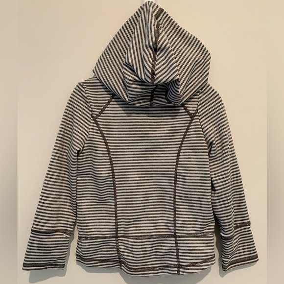 Gymgo Gymboree striped zip up hoodie. Size 2. - Picture 2 of 4